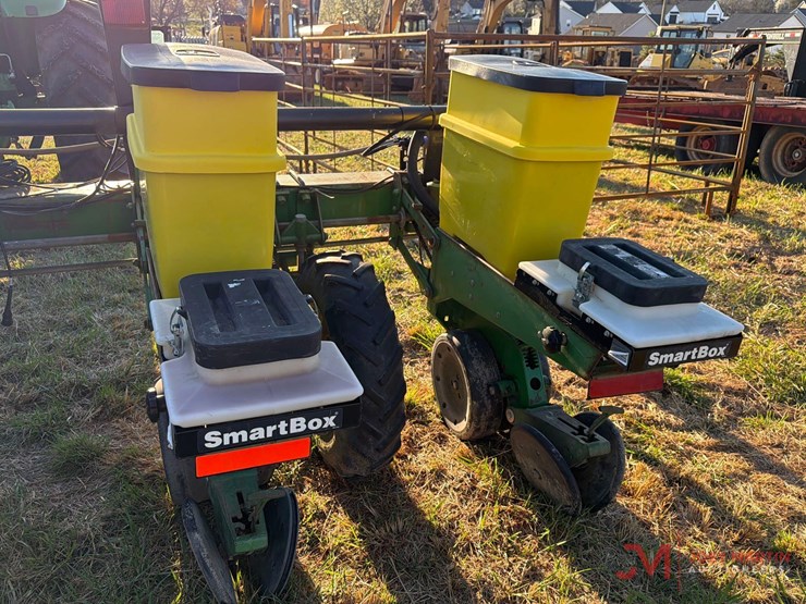 john-deere-6-image-13