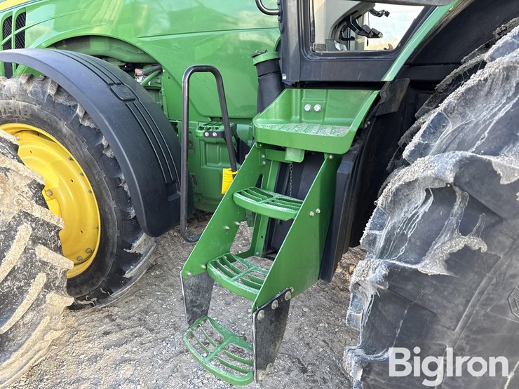 2013-john-deere-8360r-image-18