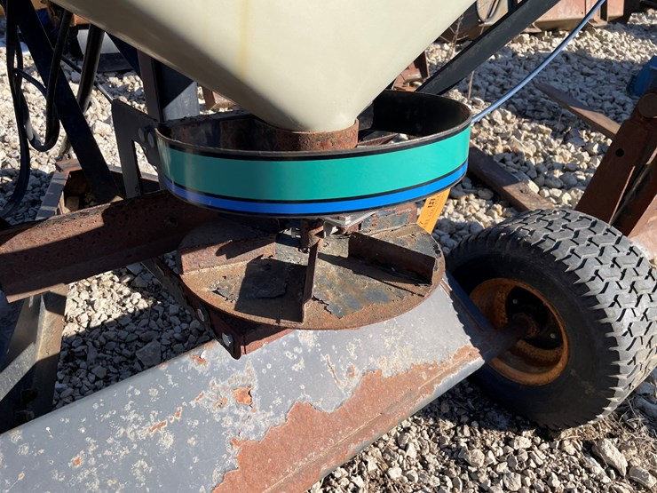 #6097-•-grotech-pull-behind-spreader-image-7