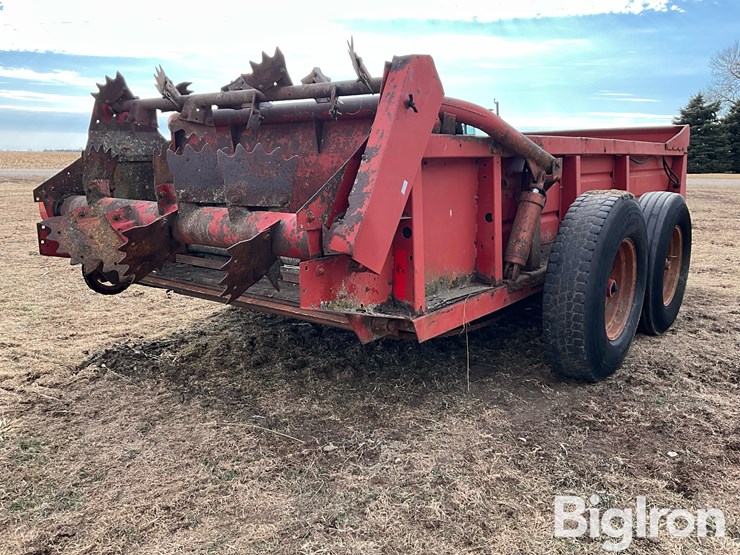 new-holland-791-image-5