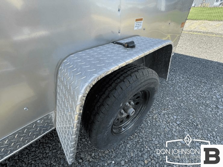 2022-c&b-10-7x10sa1-enclosed-cargo-trailer-image-9