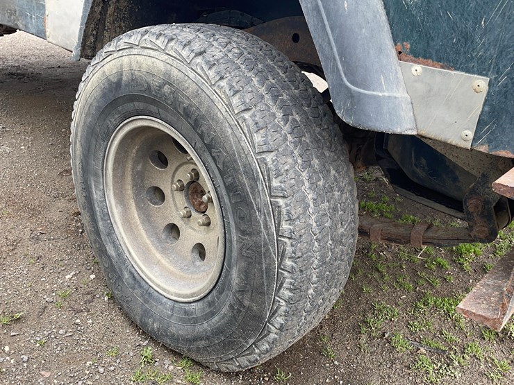 1994-jeep-wrangler-image-6