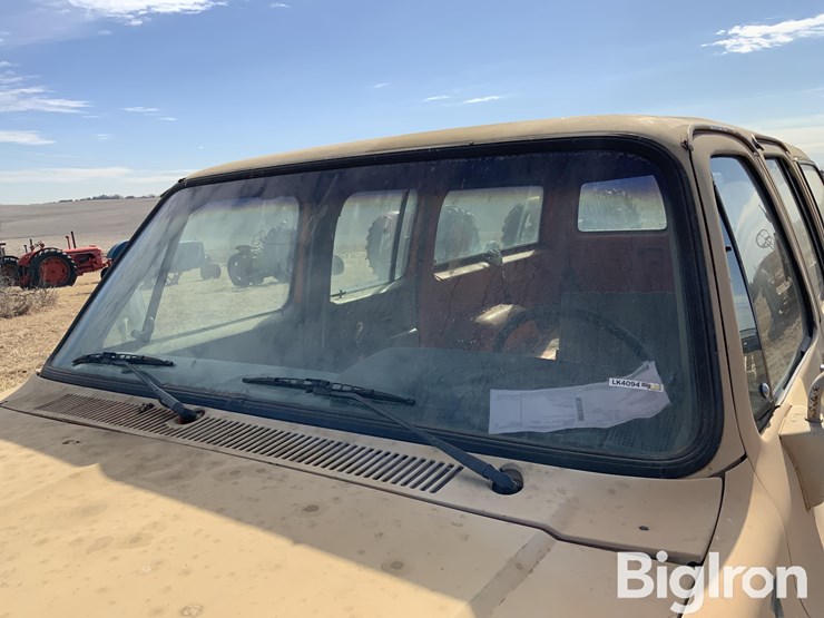 1987-gmc-suburban-image-12