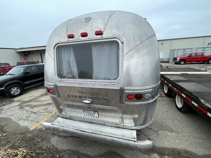 #1435-•-1978-airstream-land-yacht-31'---fully-remodeled,-road-ready-(has-wi-title)-(of)-image-118
