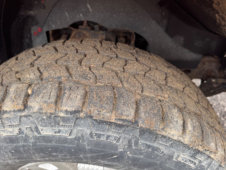 2005-chevrolet-colorado-ls-image-12