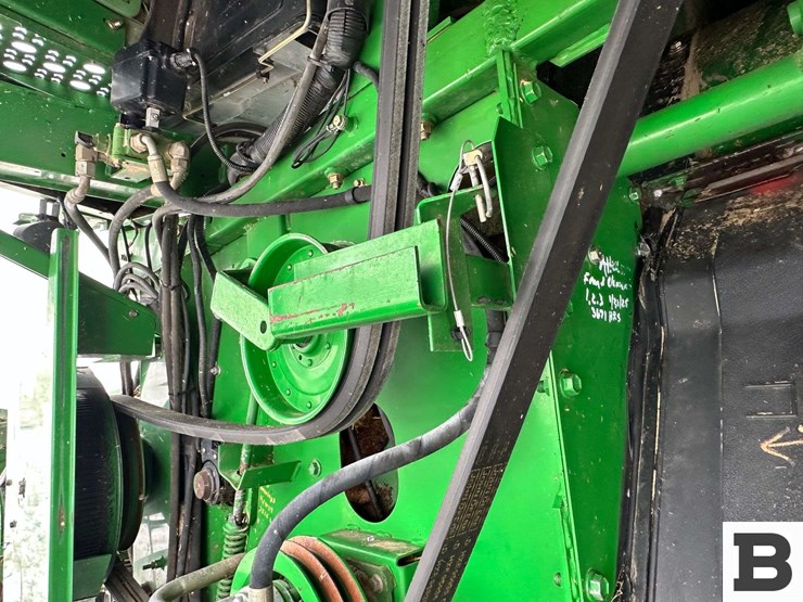 2006-john-deere-9860-sts-image-41
