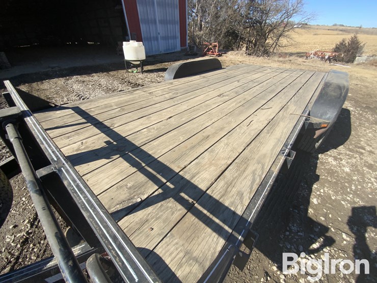 2003-titan-trailer-image-19