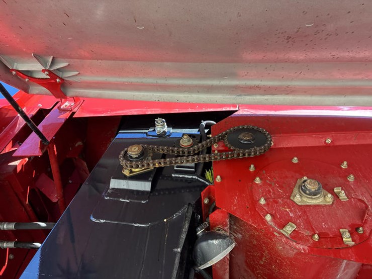 2012-case-ih-8230-image-75