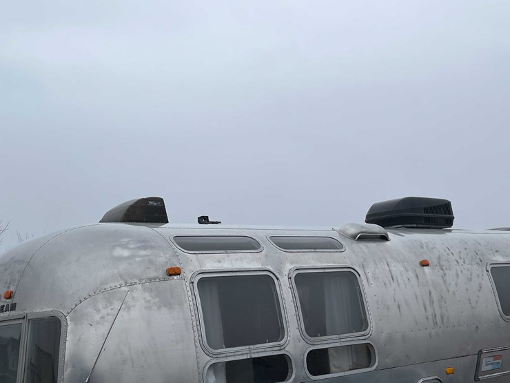 #1435-•-1978-airstream-land-yacht-31'---fully-remodeled,-road-ready-(has-wi-title)-(of)-image-127