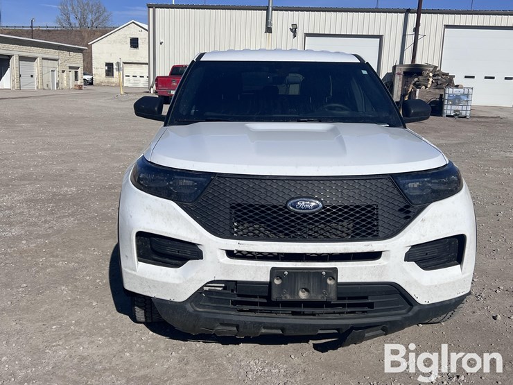 2022-ford-explorer-police-interceptor-image-2