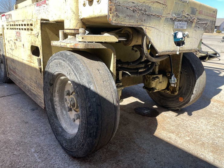 #1446-•-jlg-cm-1432-(o4)-image-21