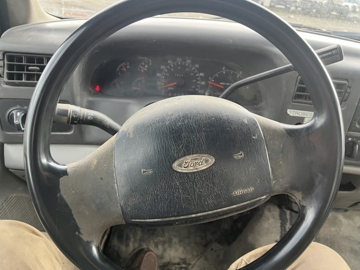 2000-ford-f450-image-28