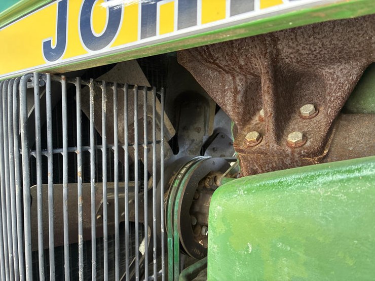 1984-john-deere-4650-image-34