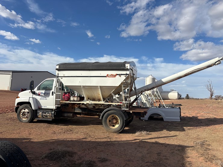 2003-willmar-loadrunner-image-6