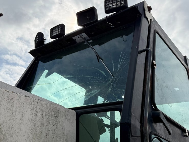 #32939-•-case-ih-2954-tractor-9929245-image-24