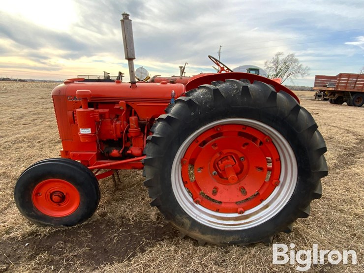 1947-case-dc-2wd-tractor-image-8