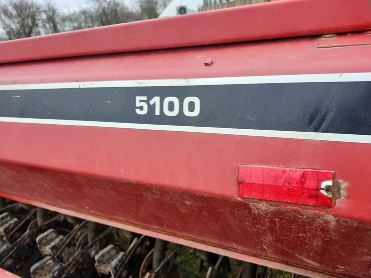 case-ih-5100-image-9