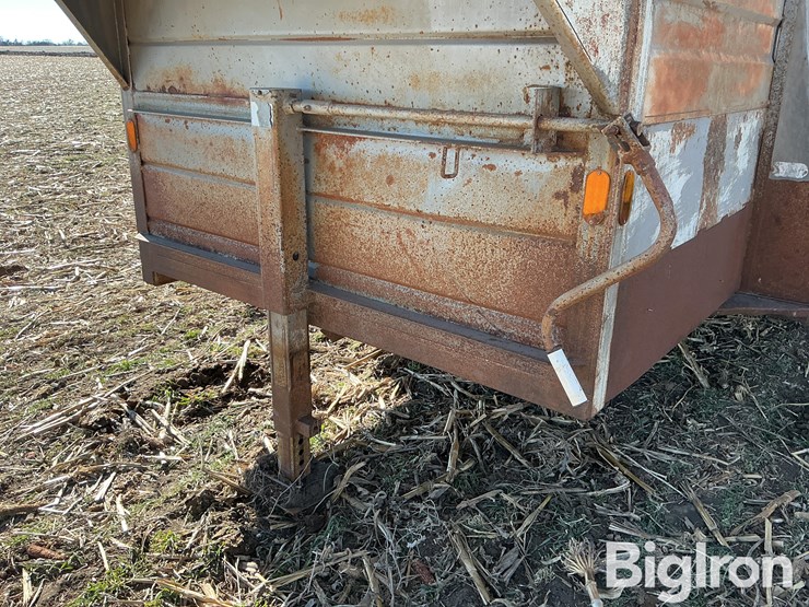 1980-flying-f-t/a-livestock-trailer-image-18