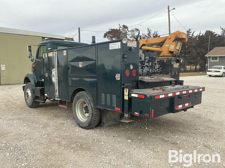 1990-international-8100-image-7