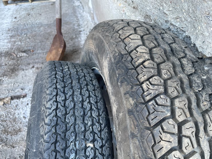 #6021-•-(2)-trailer-tires-on-rims-image-2