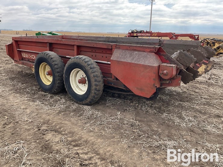 new-holland-791-image-7