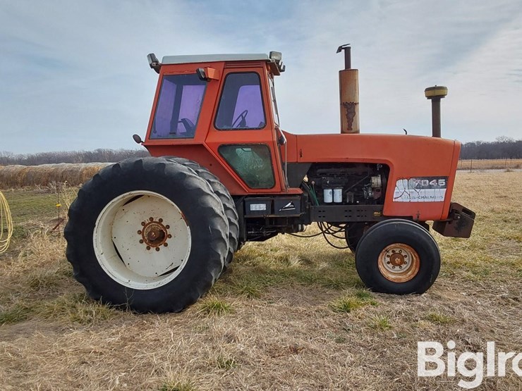 1979-allis-chalmers-7045-image-4