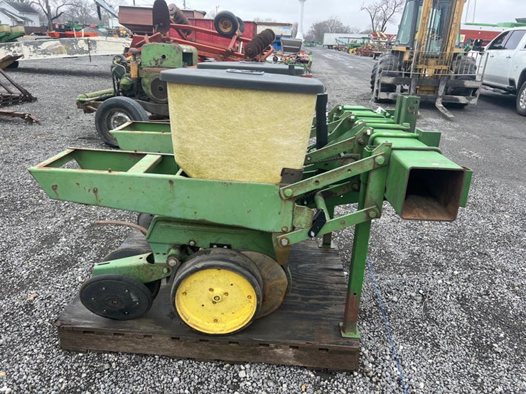 john-deere-2r-image-4