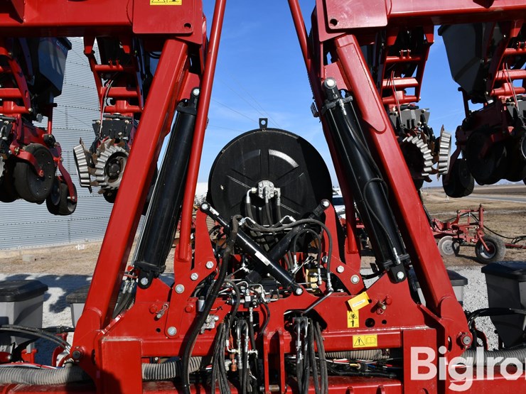 2022-case-ih-2022-image-12