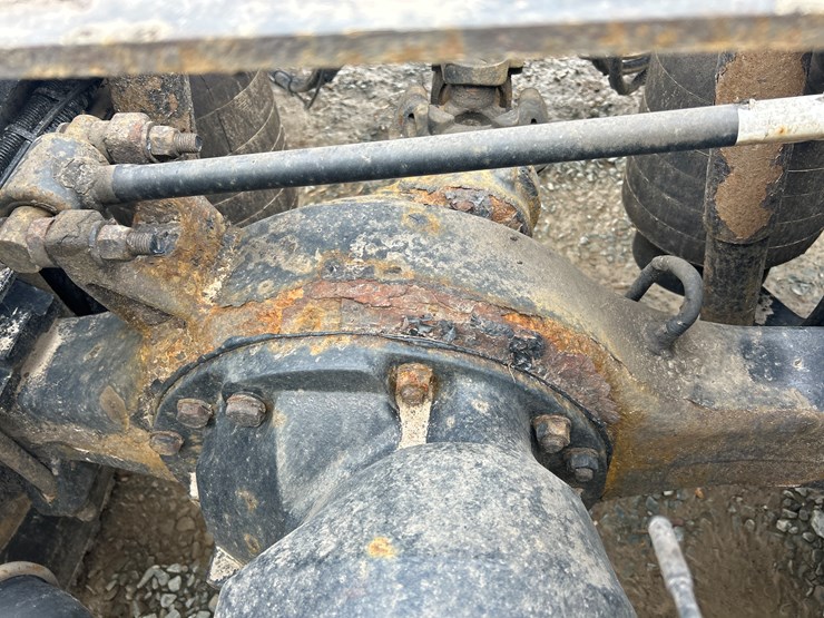 2017-kenworth-t680-image-35