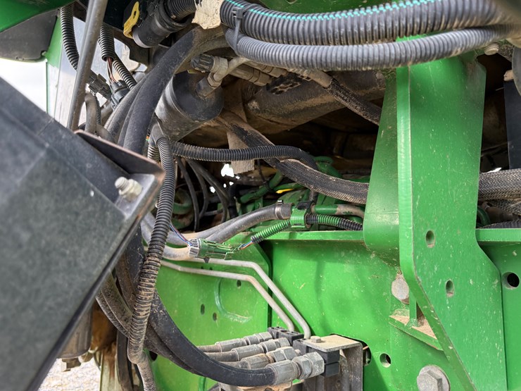 john-deere-7430-image-25