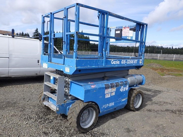 2008-genie-gs-3268-scissor-lift-image-5