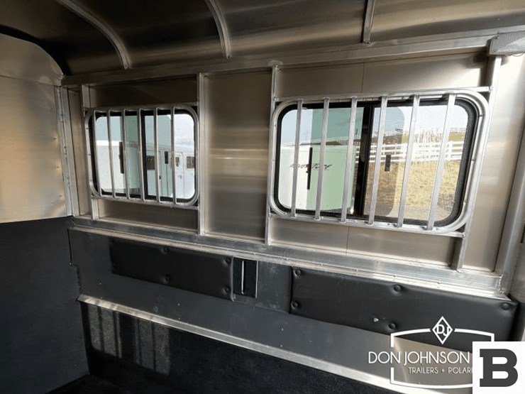 2023-c&b-mavlite-2h-7k-2-h-horse-trailer-image-20