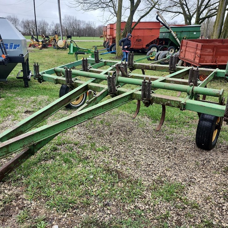 Tag #107, 12' chisel