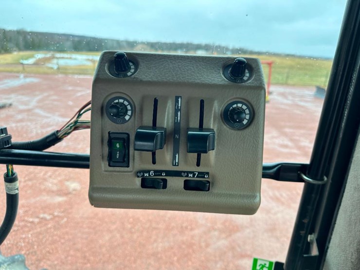 case-ih-steiger-335-image-52