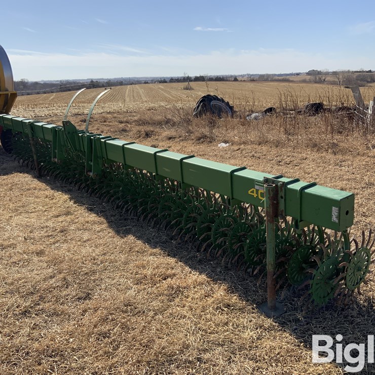 John Deere E0400 Rotary Hoe