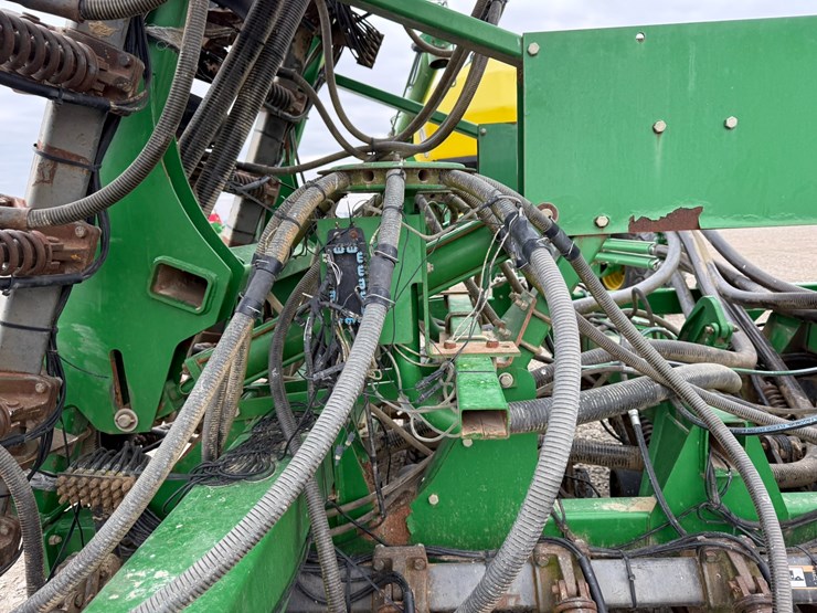 john-deere-1890-image-11