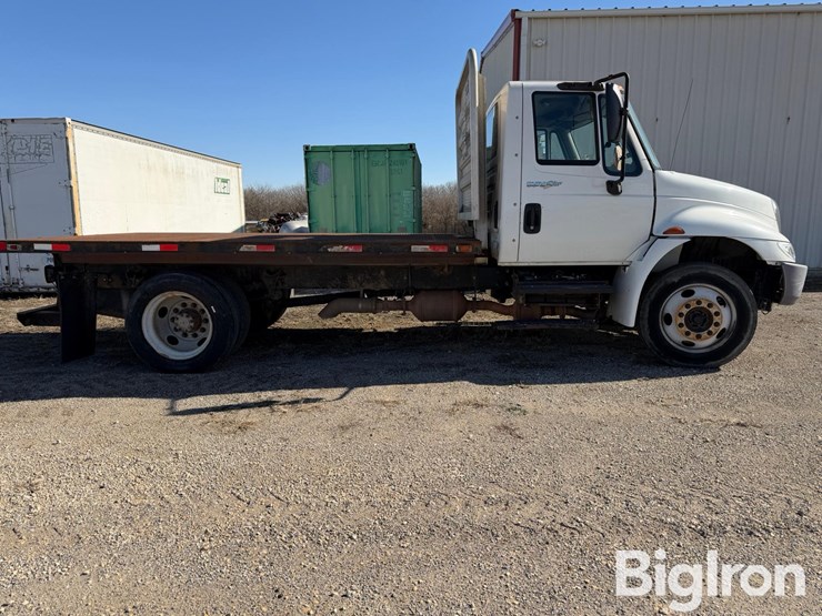 2012-international-durastar-4300-image-4