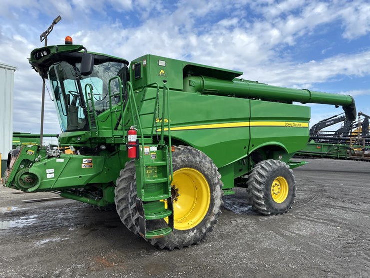 2014-john-deere-s680-image-1