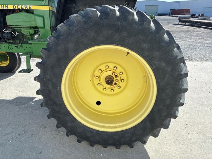 1984-john-deere-4650-image-49