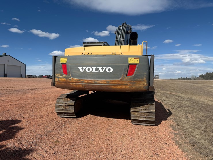 2012-volvo-ec250dl-image-4