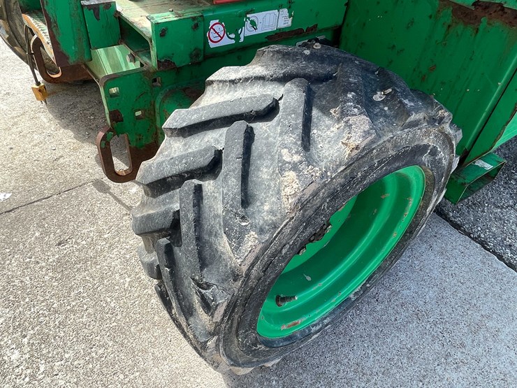 skyjack-sj6826rt-image-14