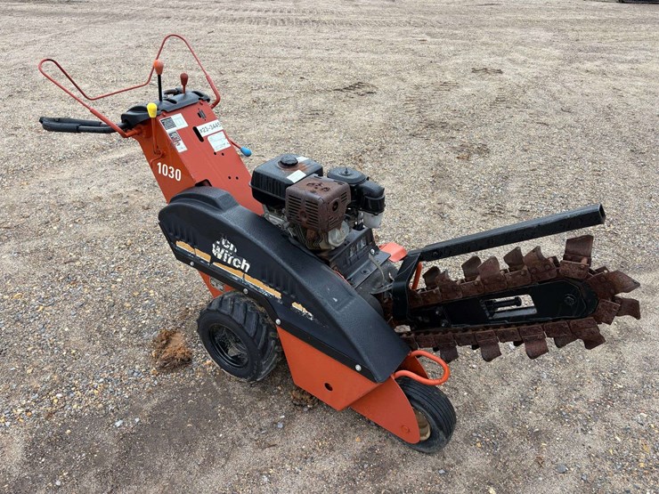 1999-ditch-witch-1030-image-4