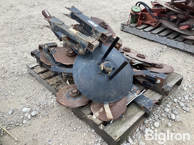 sunco-liquid-fertilizer-row-units-image-7