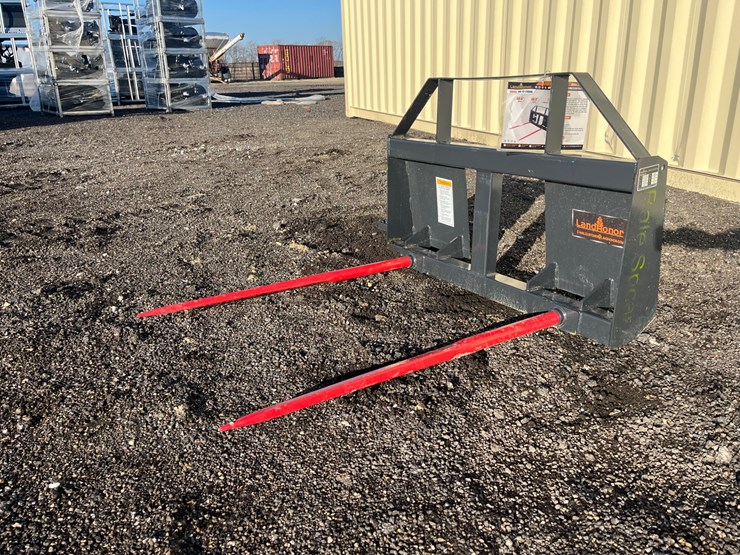 #5053-•-new-land-honor-bale-spear-image-1