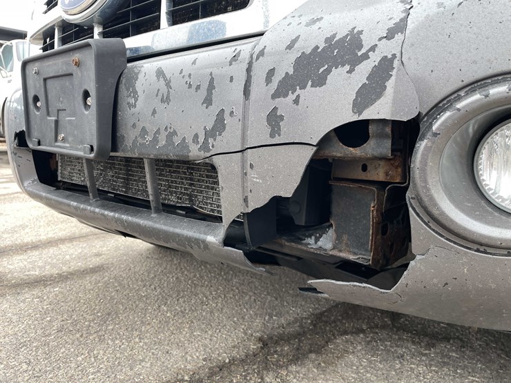 2011-ford-escape-image-12