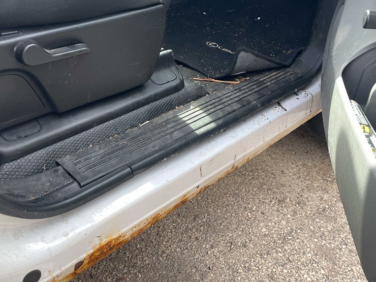 #1429-•-2008-white-chevy-silverado-(has-wi-title)-(of)-image-57