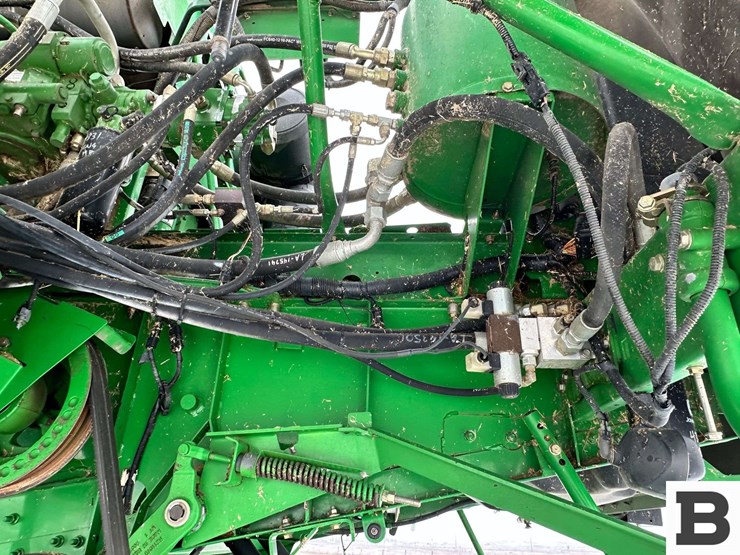 2006-john-deere-9860-sts-image-70