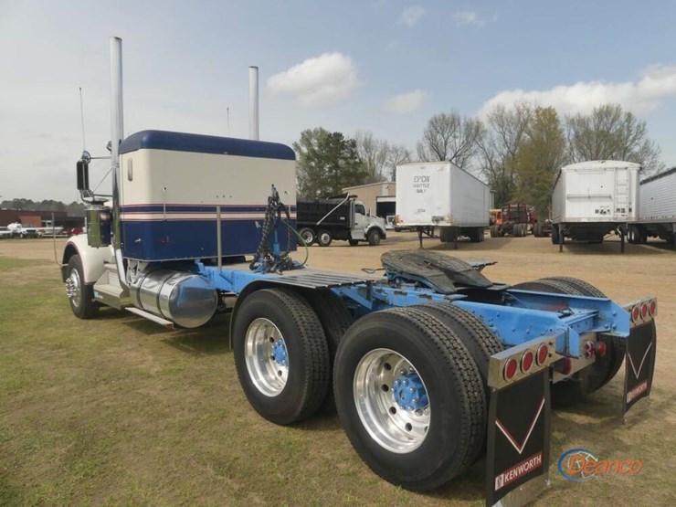 1973-kenworth-w925a-truck-tractor,-s/n-133656:-1693-ta-cat,-425hp,-18-sp.,-4:11-rears,-air-ride,-wet-kit-image-3