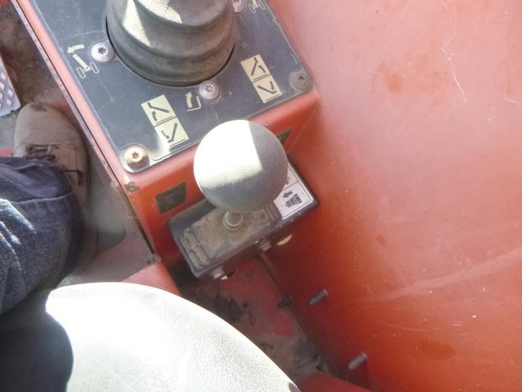 sky-trak-6036-image-31