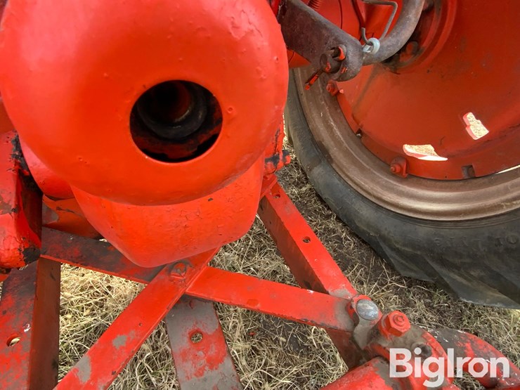 1940-case-dc-2wd-tractor-image-12